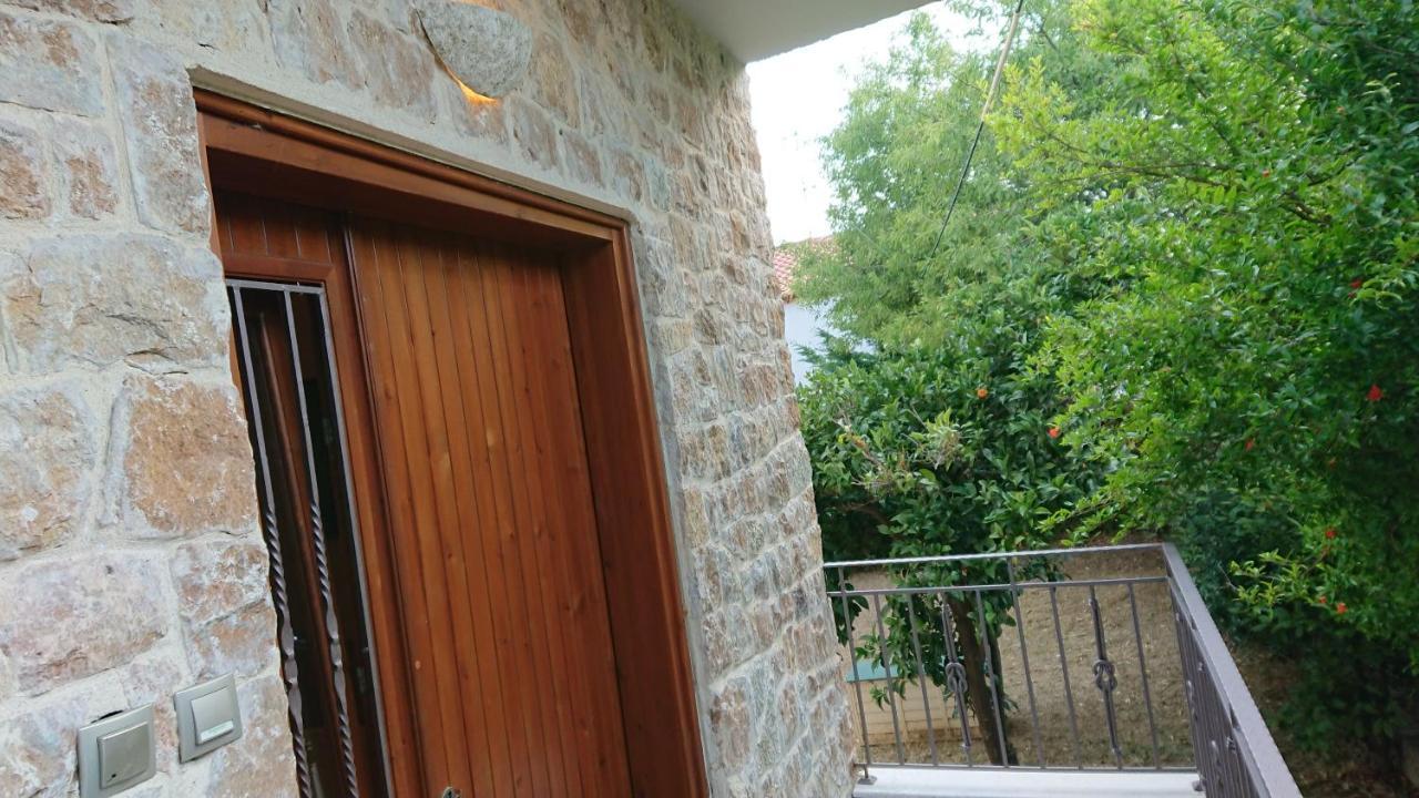 Ferienwohnung Stone House With Seaview Nea Poteidaia Exterior foto