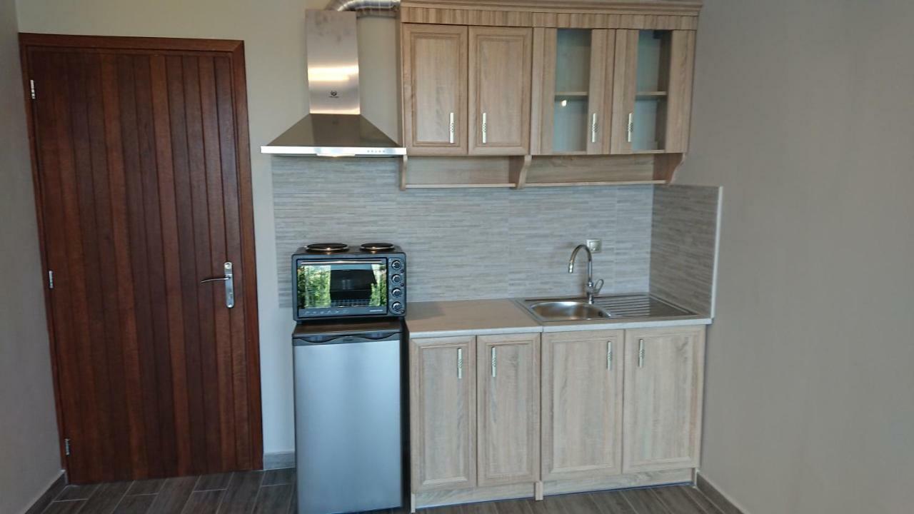 Ferienwohnung Stone House With Seaview Nea Poteidaia Exterior foto