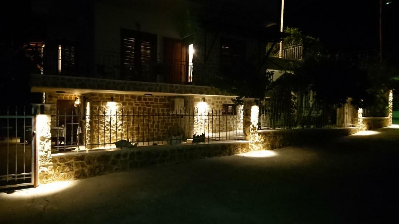 Ferienwohnung Stone House With Seaview Nea Poteidaia Exterior foto