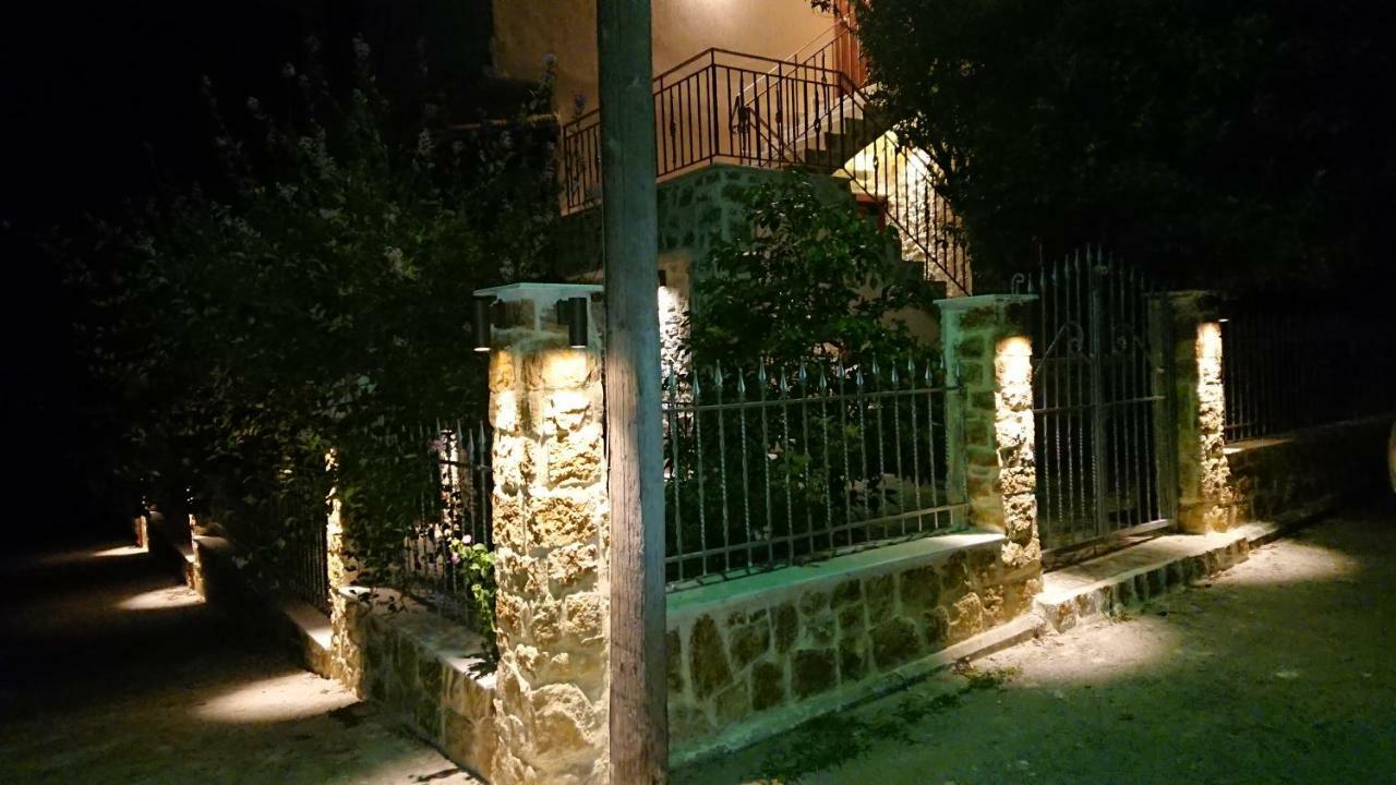 Ferienwohnung Stone House With Seaview Nea Poteidaia Exterior foto