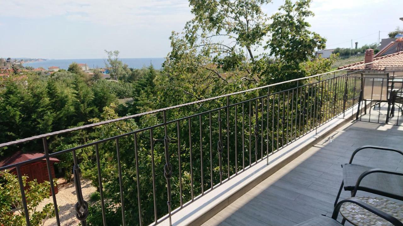 Ferienwohnung Stone House With Seaview Nea Poteidaia Exterior foto