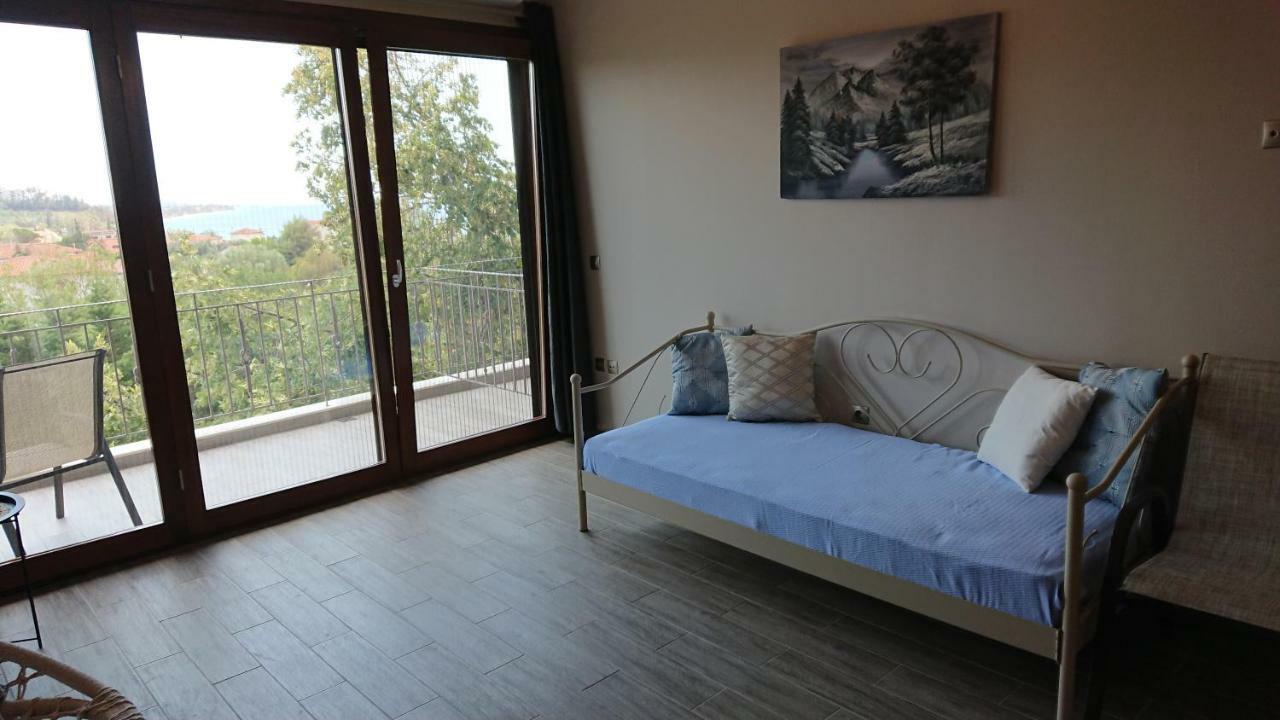 Ferienwohnung Stone House With Seaview Nea Poteidaia Exterior foto